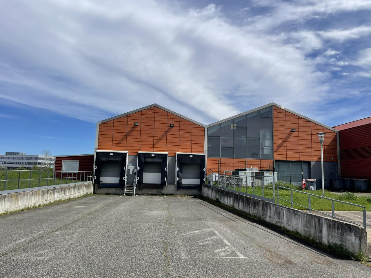 Local d'activité Toulouse 3850m² Location local d'activité Toulouse Haute-Garonne OLACT2421873 2